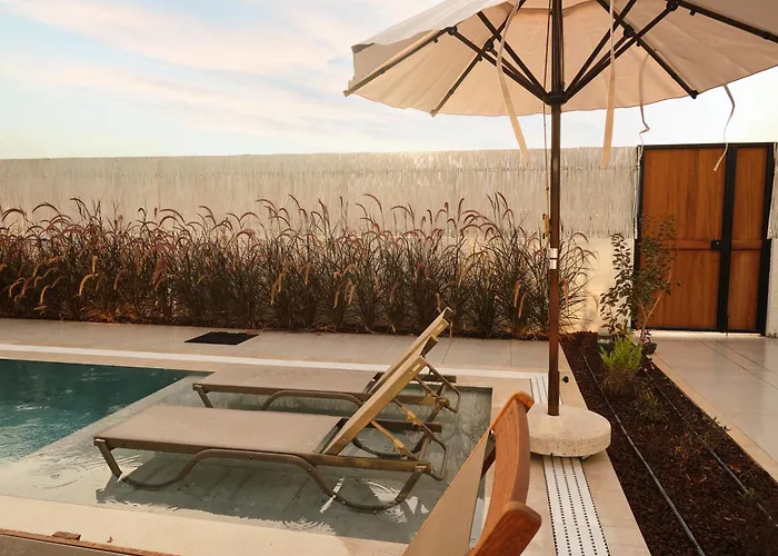 Villa Ashta / Color Block *