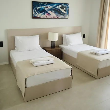 빌라 Ashta / Color Block *