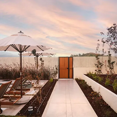 빌라 Ashta / Color Block