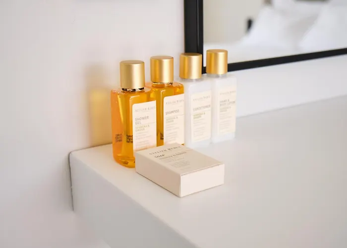 Vila Ashta / Color Block