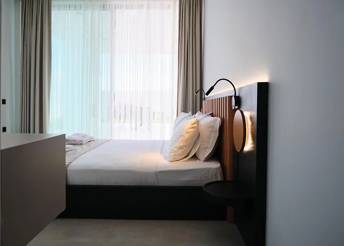 ヴィラ Ashta / Color Block